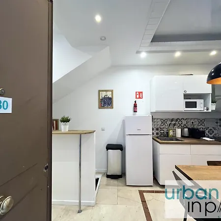 Urbanflat 80 - The Parisian Triplex Loft Апартаменты